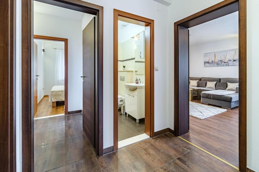 Peters Apartment Сутиван Экстерьер фото