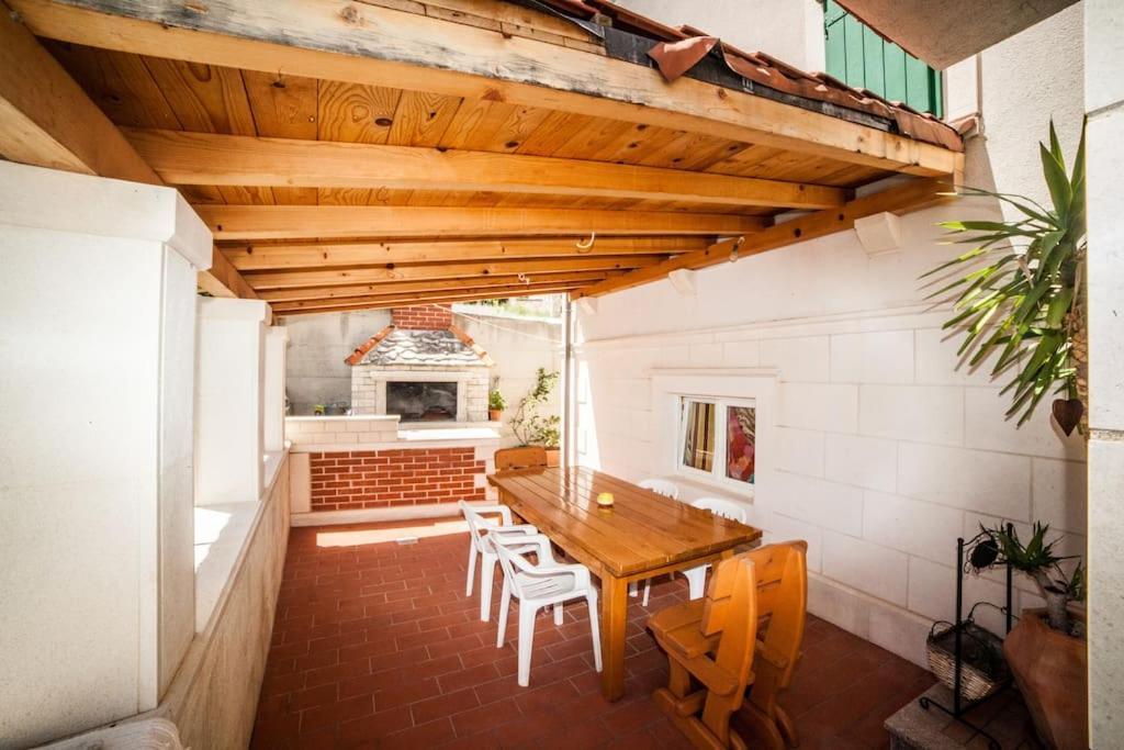 Peters Apartment Сутиван Экстерьер фото